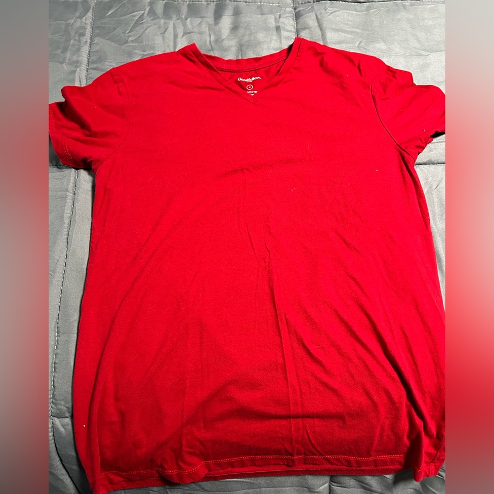 Goodfellow & Co Vibrant Red V-Neck T-Shirt